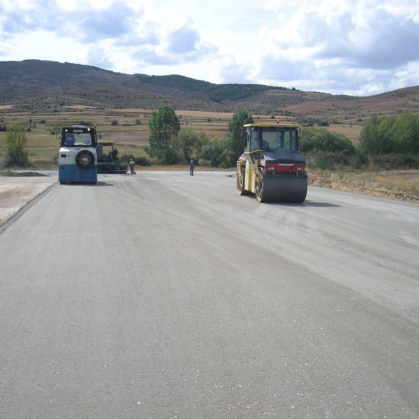 Hormigón compactado on rodillo